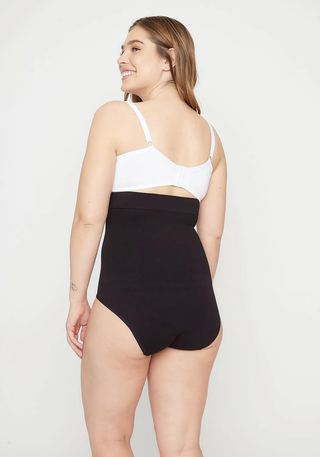 CALZON TIRO ALTO MODELADOR SIN COSTURA