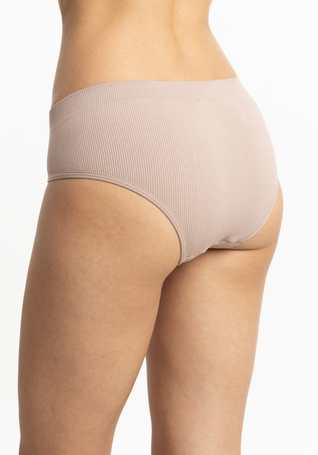 PANTALETA SIN COSTURA CAFÉ DE MUJER