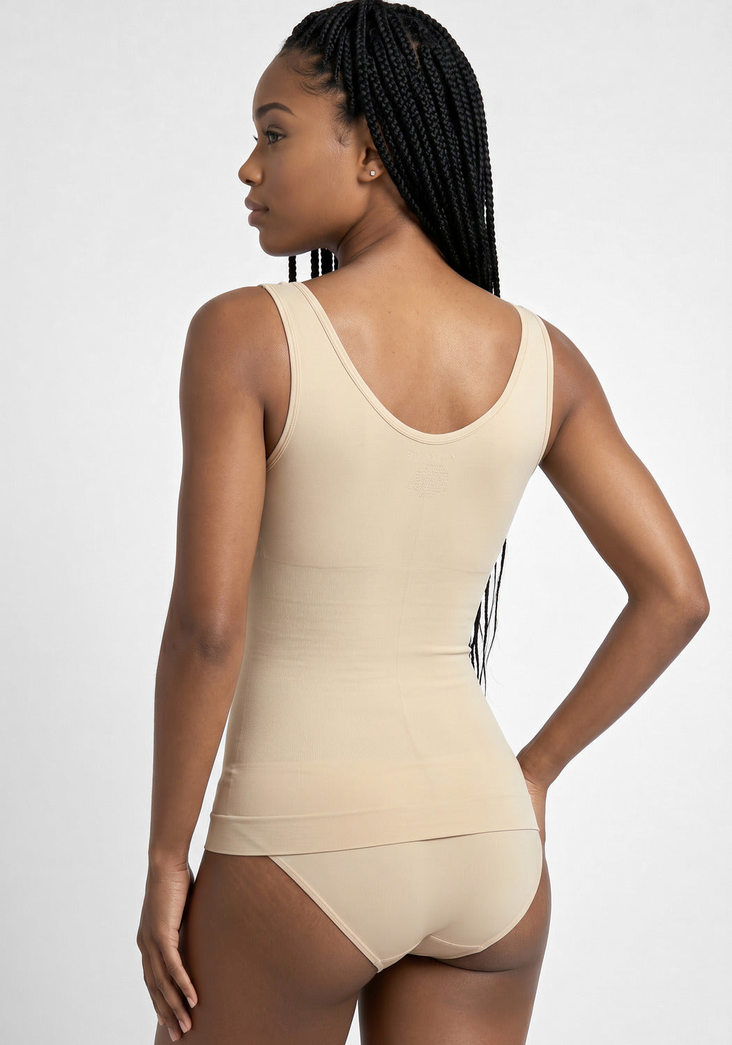 CAMISETA MODELADORA SIN COSTURA BEIGE DE MUJER