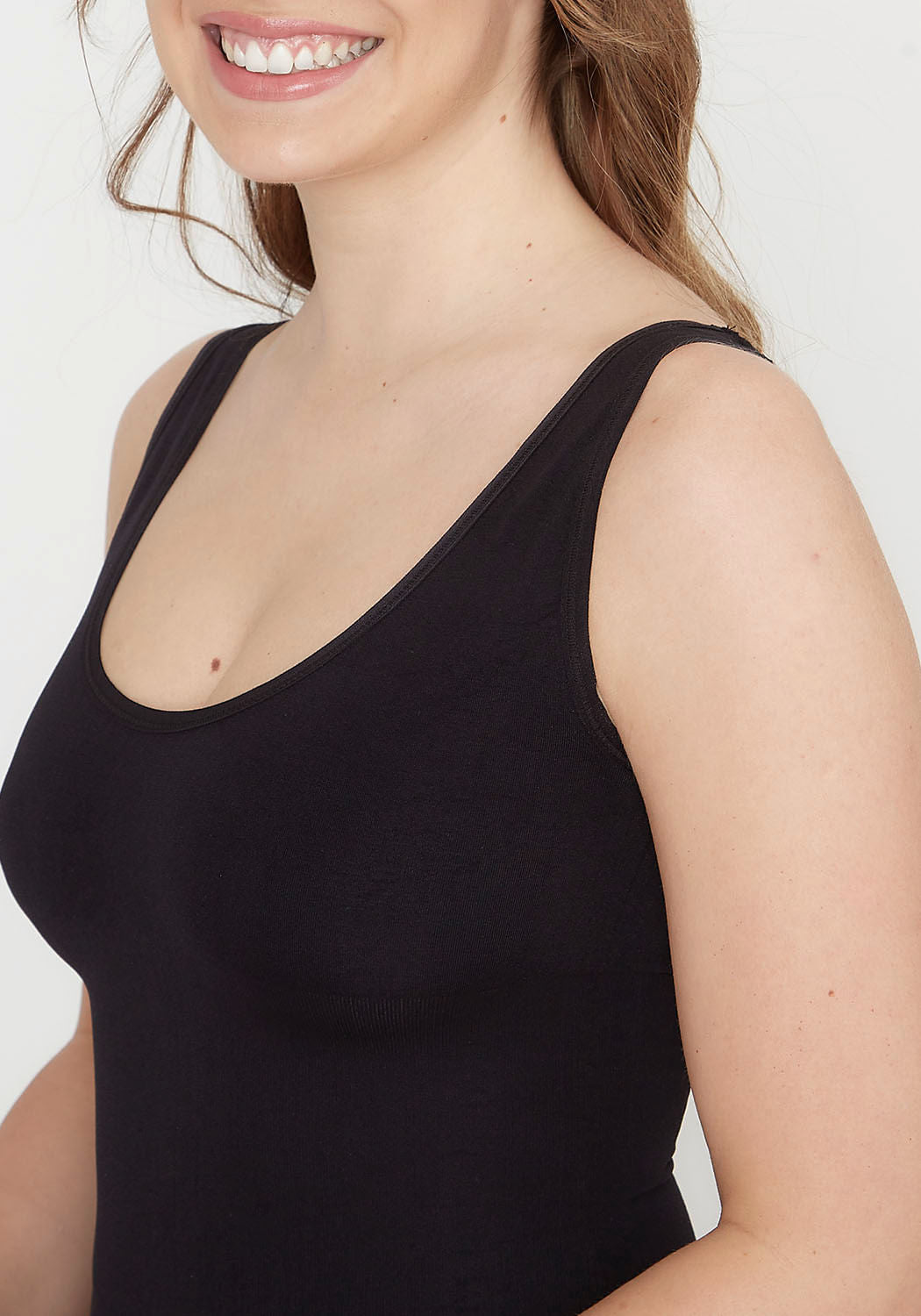 CAMISETA MODELADORA SIN COSTURA