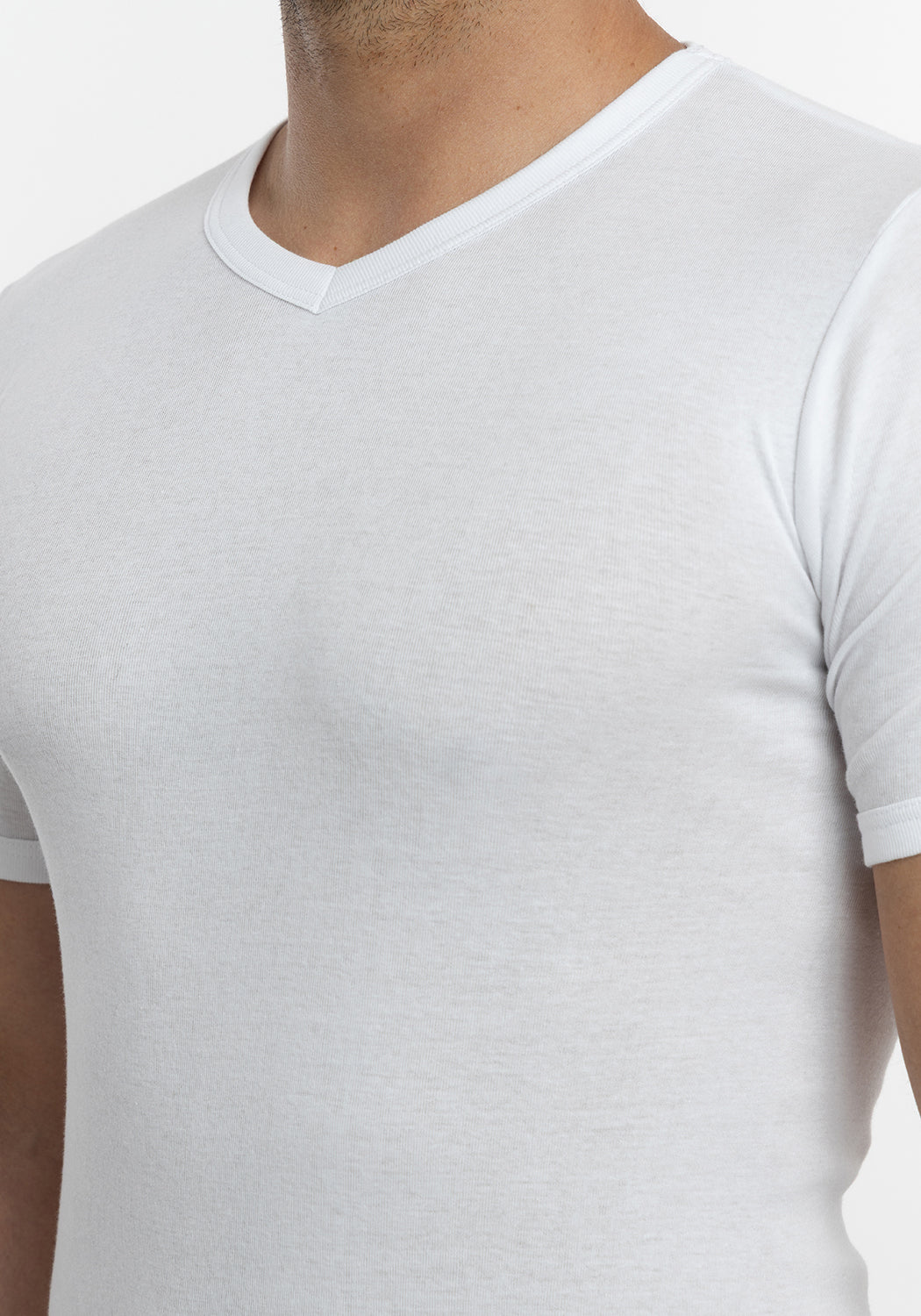 CAMISETA DE MANGA CORTA ESCOTE EN V ALGODÓN BLANCO DE HOMBRE