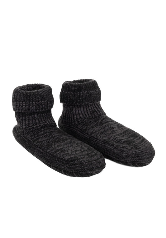 PANTUFLA  NEGRA DE HOMBRE