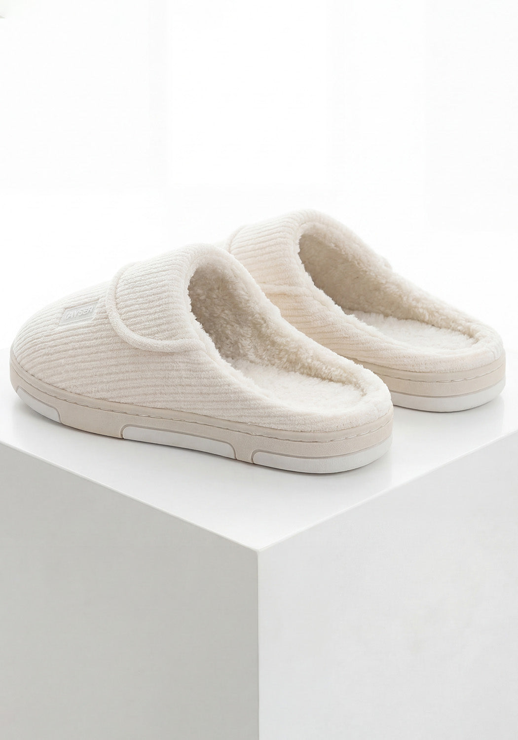 PANTUFLA BEIGE DE MUJER